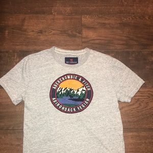 Abercrombie & Fitch T-shirt